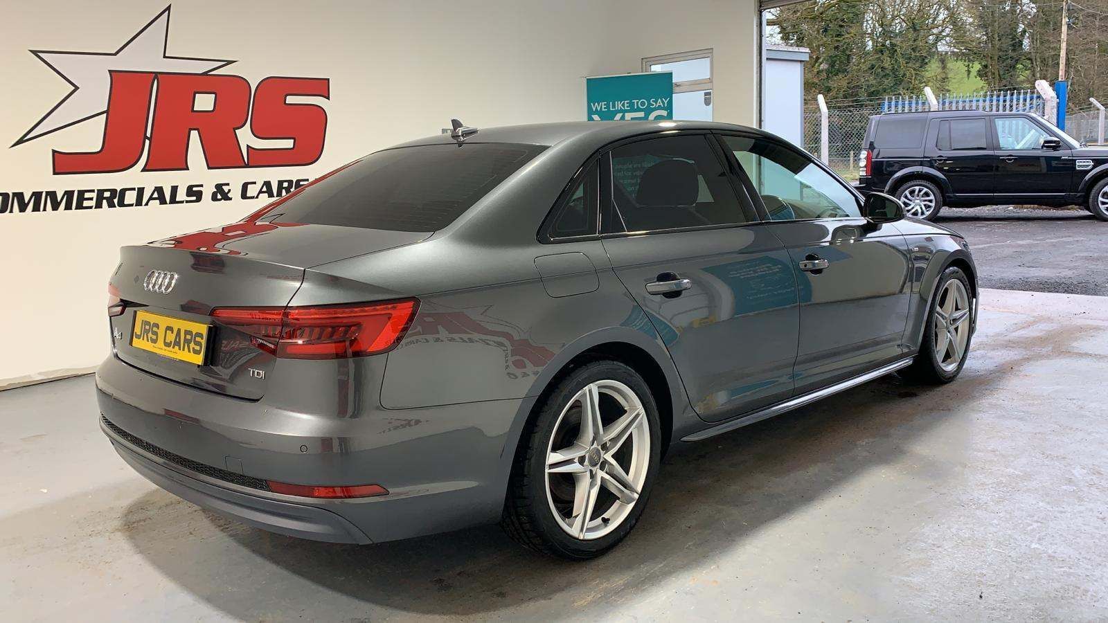 2016 Audi A4 2.0 TDI S line (s/s) **Daytona Grey£20 Road 2016 Audi A4 2.0 TDI S line (s/s) **Daytona Grey£20 Road