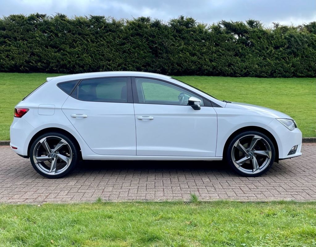 2016 SEAT Leon 1.6 TDI SE TECHNOLOGY 1.6 Diesel Manual White £9250 MC
