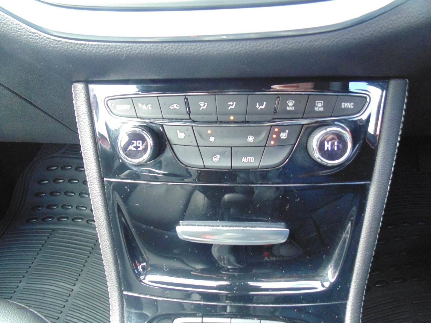 2017 Vauxhall Astra 1.6  CDTi  16V  136  Elite  5dr Diesel Manual  – Sam Creith Motors Ballymoney full