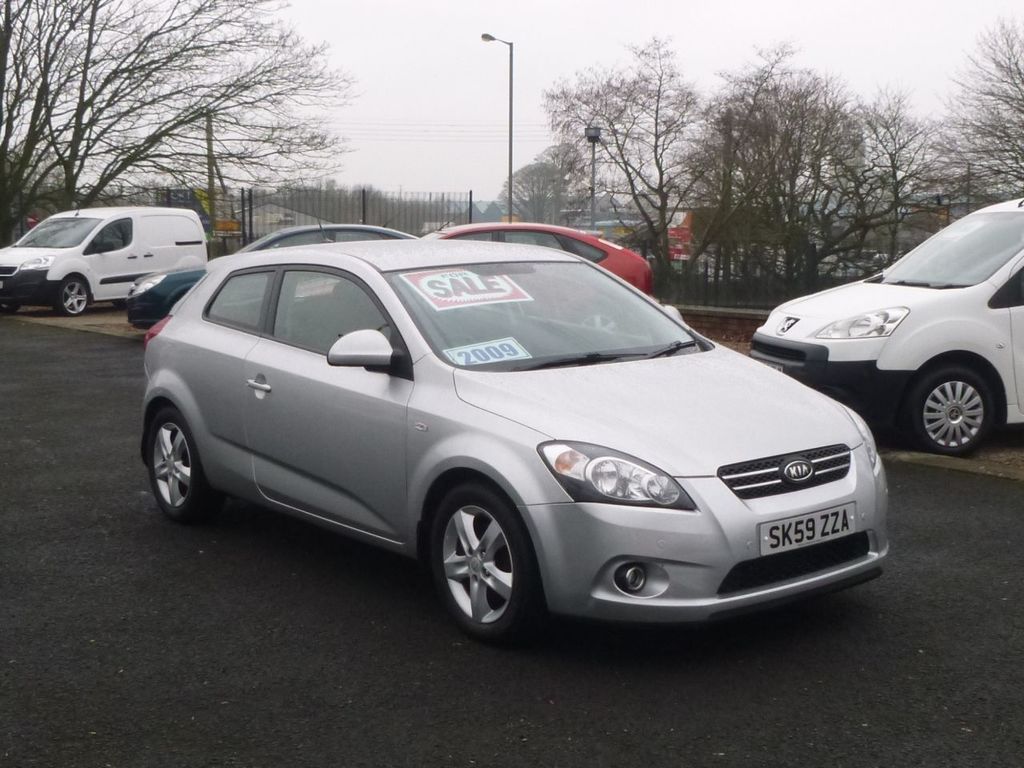 test22009 Kia Pro Ceed CEED 1.4  ZR-7 Petrol Manual  – Stephen Mawhinney Motors Ballyclare